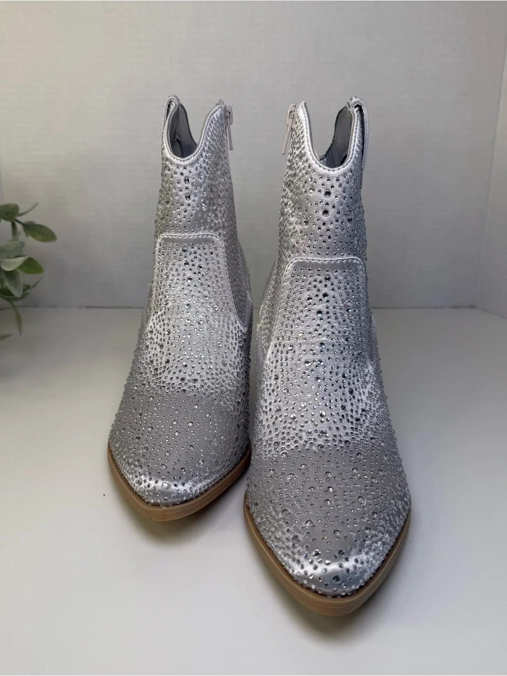 Qupid Silver Sparkle Leslie Rhinestone Western Boots Womens Size 7 Festival Boho